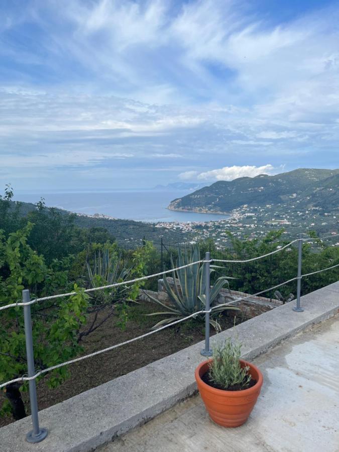Villa Ouranos In Pefkias Skopelos Town Exterior photo